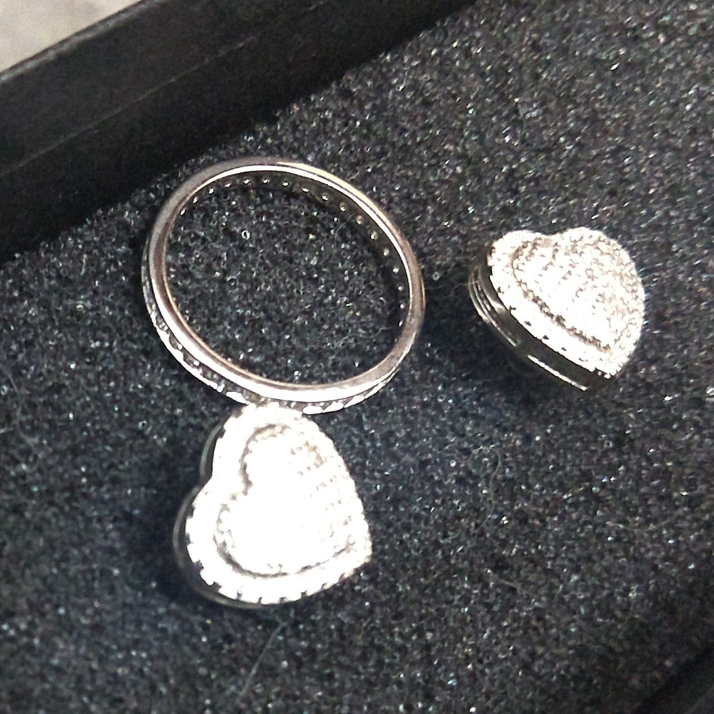 Womens Engagement Fine Silver Size 7.5 Ring &Cubic Zirconia Iced🥶Stud Earrings!